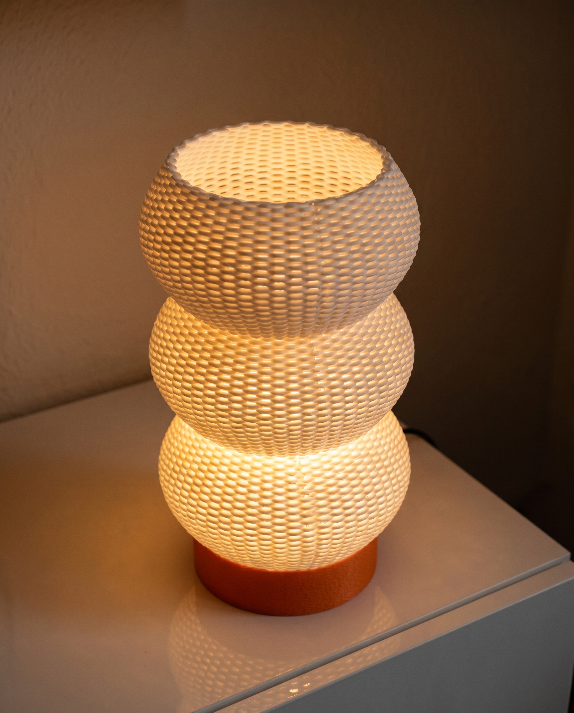 Soma Table Lamp