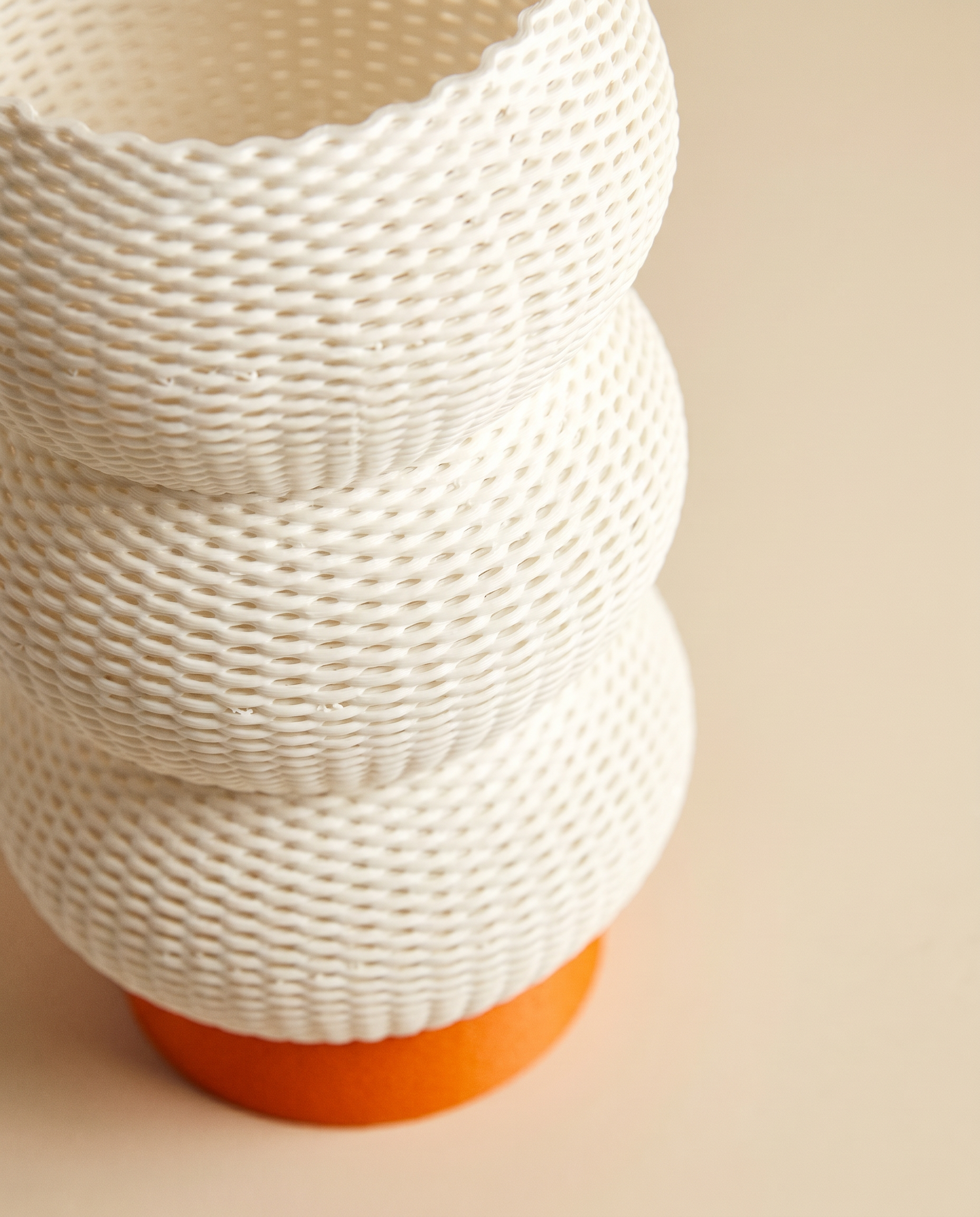 Soma Table Lamp