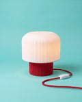 Nubo 3D-printed table lamp with red base