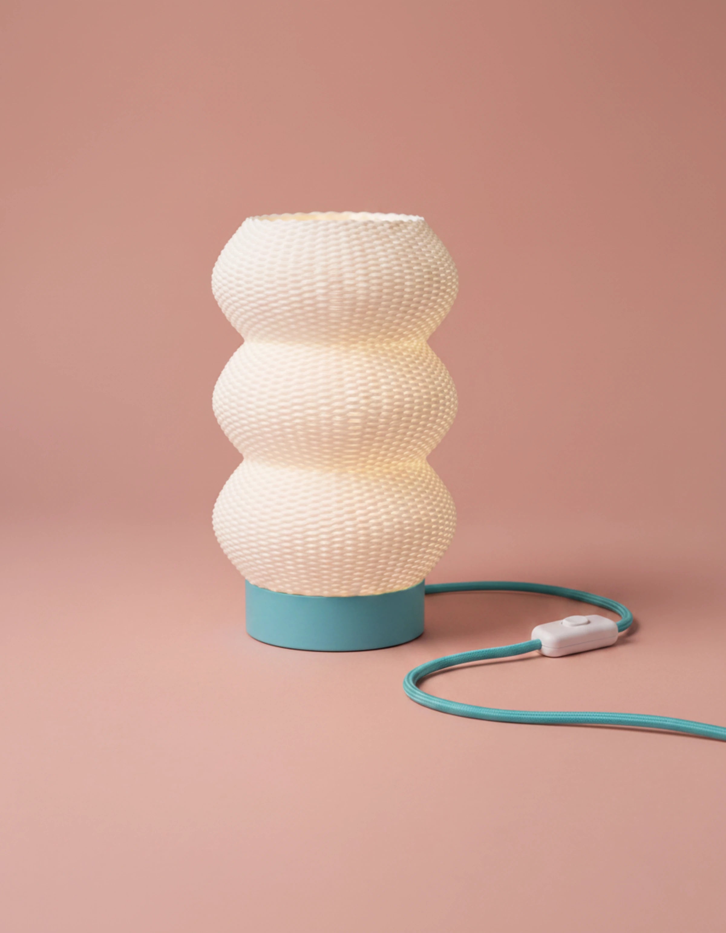 Soma 3D-printed table lamp with light blue base