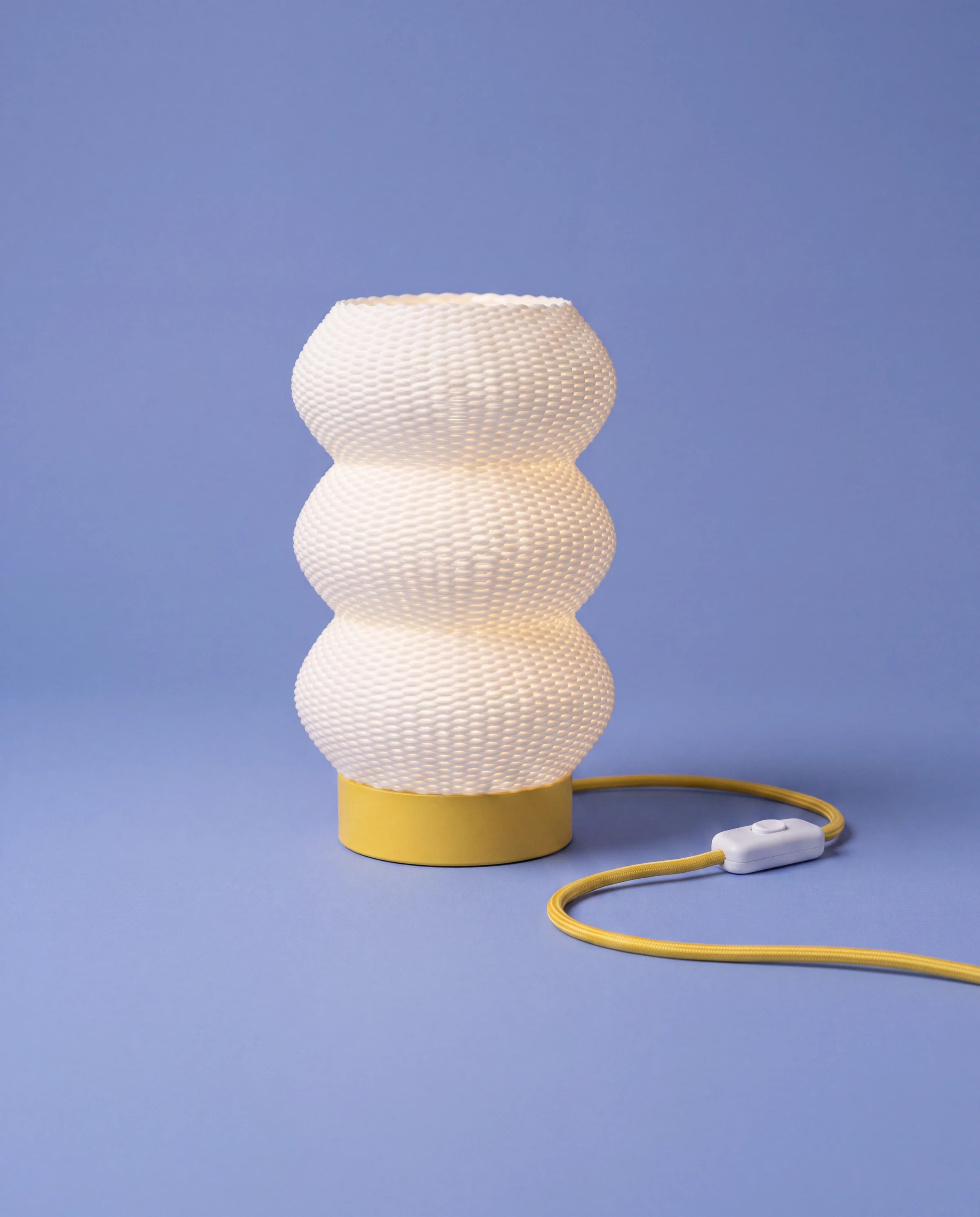 Soma 3D-printed table lamp with yellow base