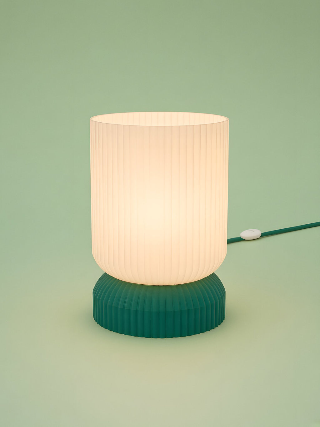 Luma in Green: switched on, studio photo