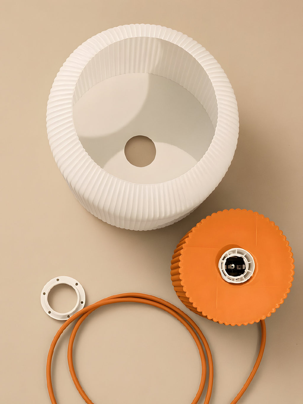 Nubo in Orange: the parts before we assemble it